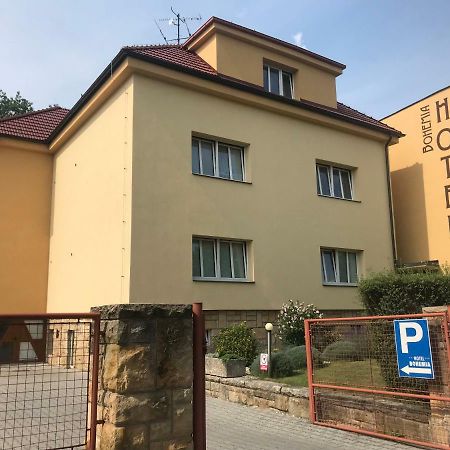 Hotel Bohemia Jičín Екстериор снимка