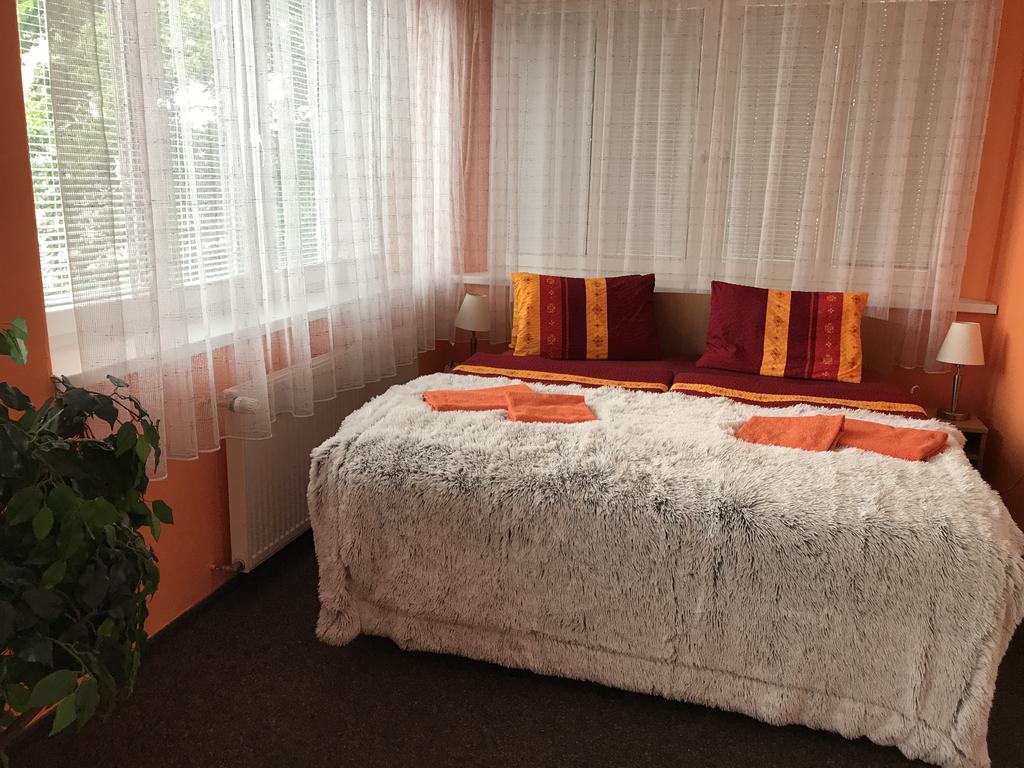 Hotel Bohemia Jičín Екстериор снимка