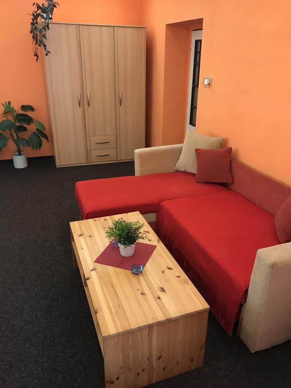 Hotel Bohemia Jičín Екстериор снимка